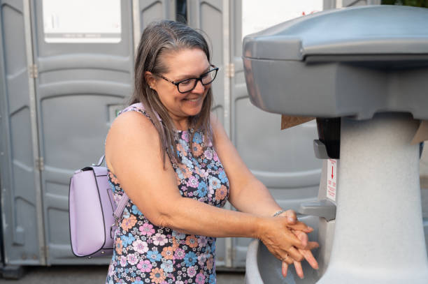 Best Luxury portable toilet rental  in Orange Cove, CA